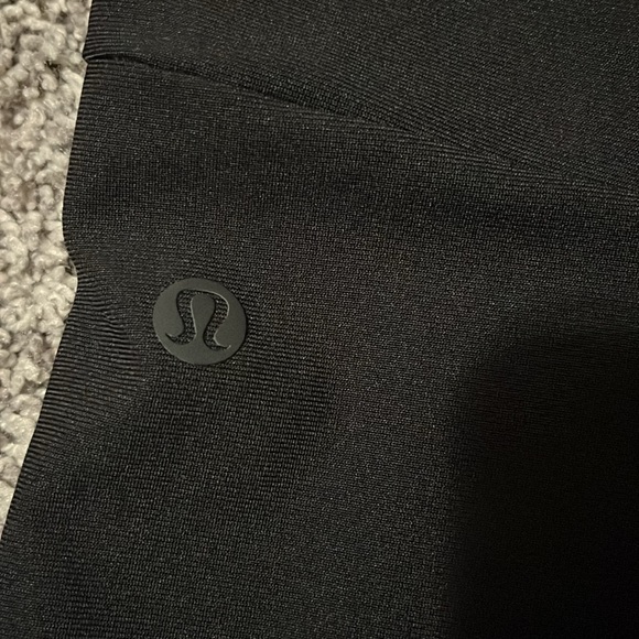 Lululemon ABC Joggers-Short - Picture 3 of 4